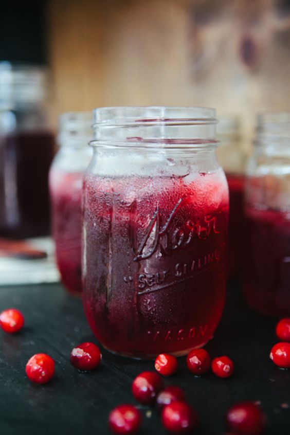 Cranberry And Apple Cider Vinegar Detox Drink