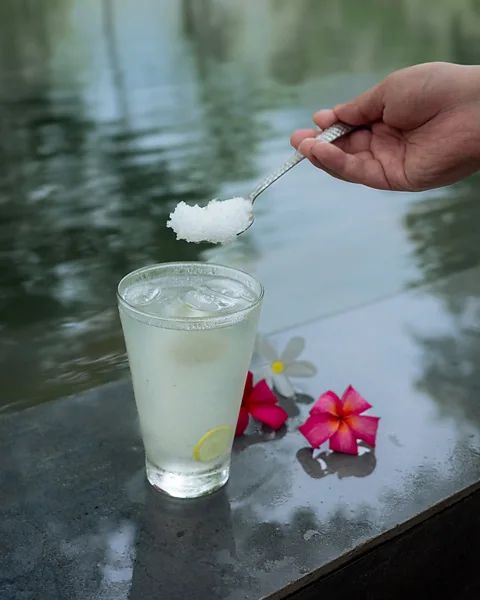 Gond Katira